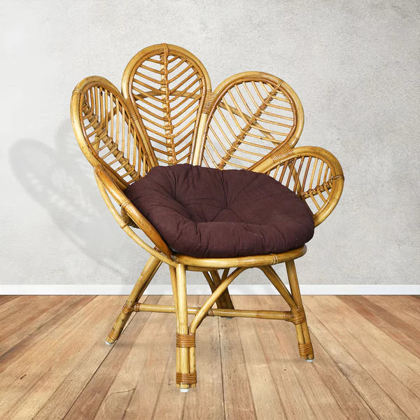 Flower Modern Rattan Chair with Artistic Backrest