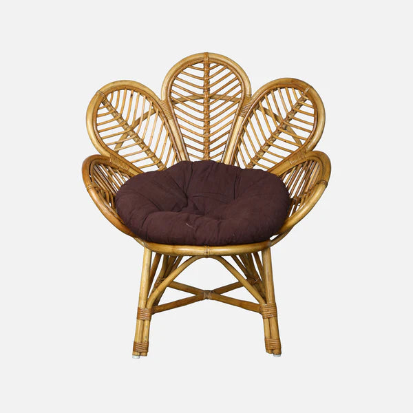 Flower Modern Rattan Chair with Artistic Backrest