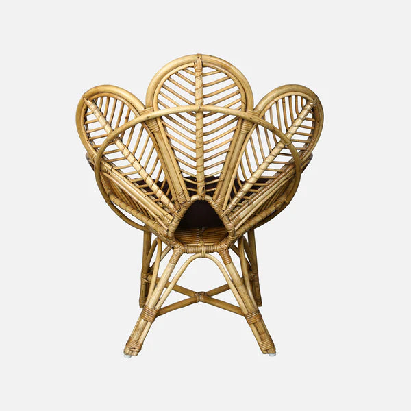 Flower Modern Rattan Chair with Artistic Backrest