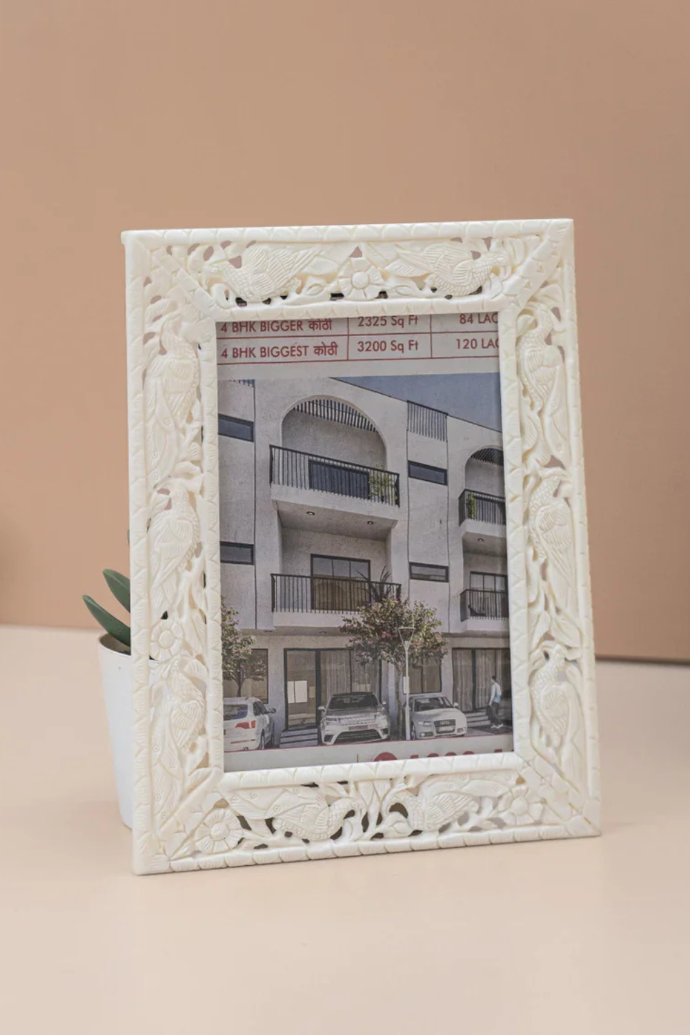 Elegance Bone Photo Frame